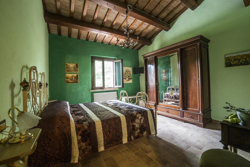 Agriturismo Corte Decia Saludecio Habitación foto